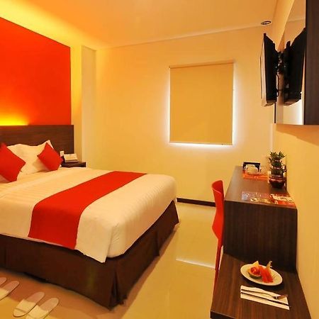 Pratama Hotel & Convention มาตารัม ภายนอก รูปภาพ