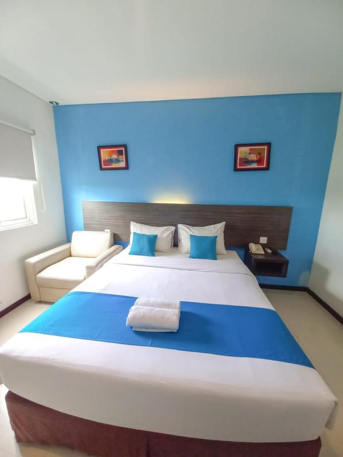 Pratama Hotel & Convention มาตารัม ภายนอก รูปภาพ